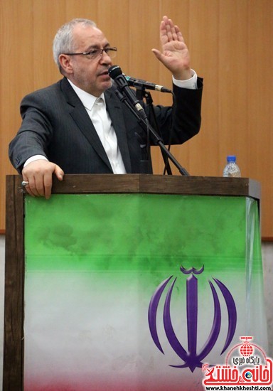 علی اصغر فانی وزیر آموزش و پرورش در جمع فرهنگیان رفسنجان