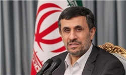 احمدی‌نژاد در دیدار با رییس جمهور ترکیه مطرح کرد انتقاد از مواضع ضد سوری برخی پادشاهان که خود پایگاه مردمی ندارند