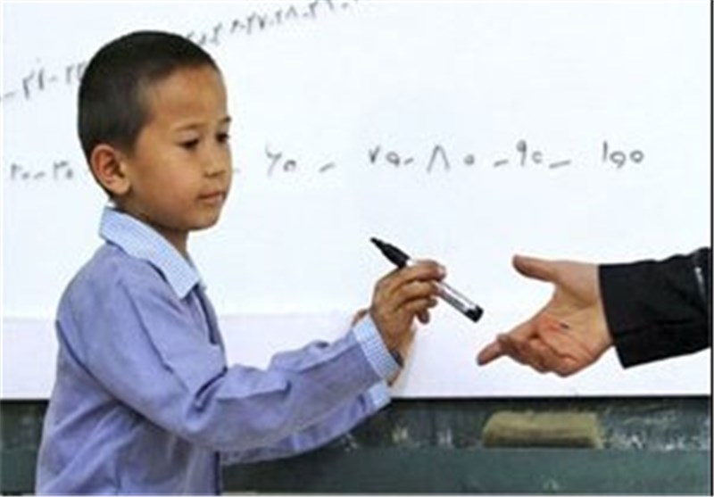 اختصاص ۲۰ کانکس آموزشی به دانش آموزان اتباع در رفسنجان
