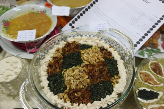 غذاهای خوشمزه دست پخت بانوان رفسنجانی در قاب دوربین خانه خشتی