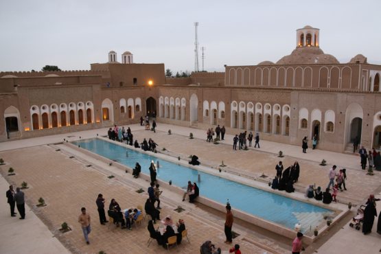 رشد ۴۰ درصدی اقامت میهمانان نوروزی در رفسنجان /خانه حاج آقا علی در صدر بازدیدهای نوروز امسال