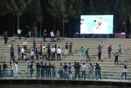 شب گذشته پخش مستقیم مسابقه فوتبال «ایران – اسپانیا» در  رفسنجان + تصاویر