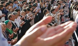 نماز جماعت باید در ادارات بیش از ۸ کارمند اقامه شود