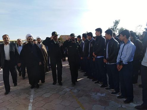 برگزاری صبحگاه مشترک نیروهای مسلح و دانش آموزی و مانور پدافند غیر عامل در مدرسه شهید انصاری رفسنجان  / عکس